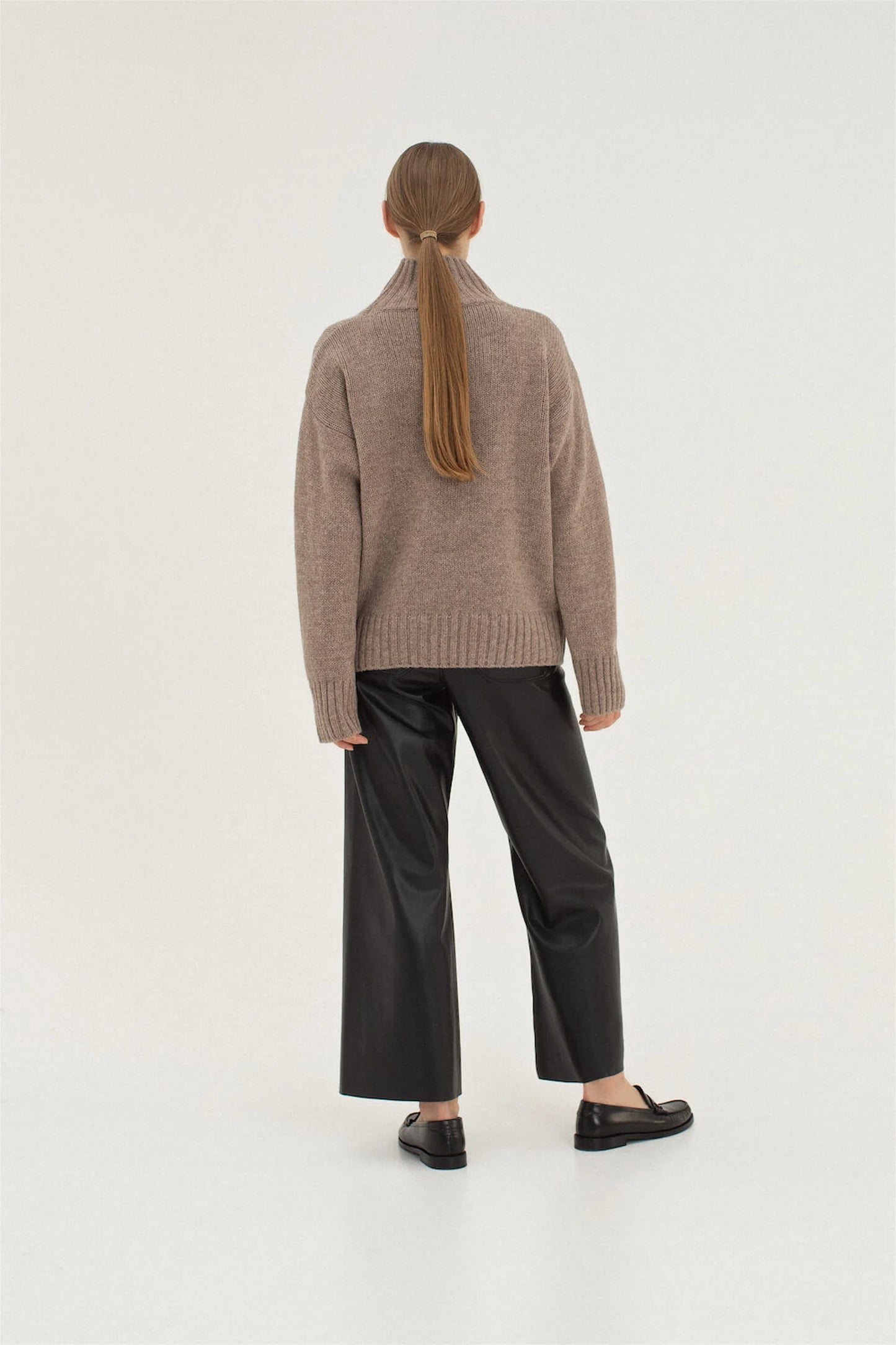 Merino & Cashmere Wool Knit Top – Soft, Cozy & Timeless Essential