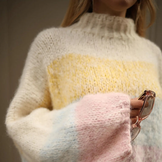 Handmade Sweater Alpaca Unicorn: Balloon Sleeves, Cold Weather Wear, Pullover Handge